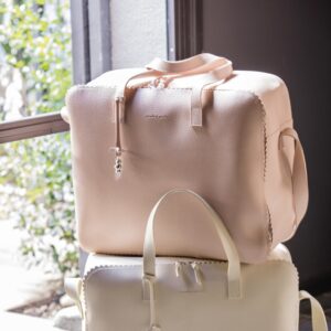 מזוודת נסיעות ICON ורוד